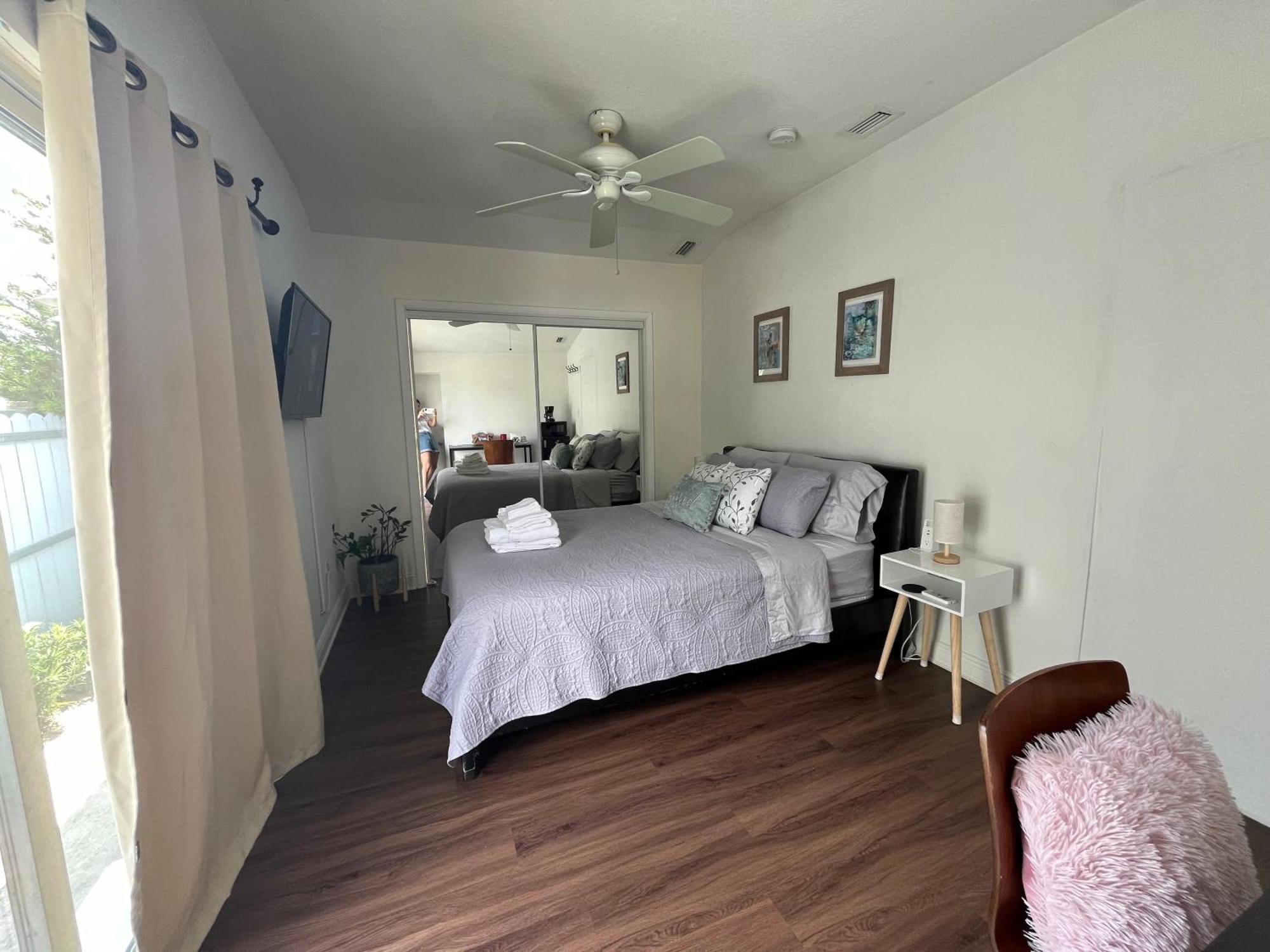 Habitacion Luminosa Y Acogedora. 할리우드 외부 사진