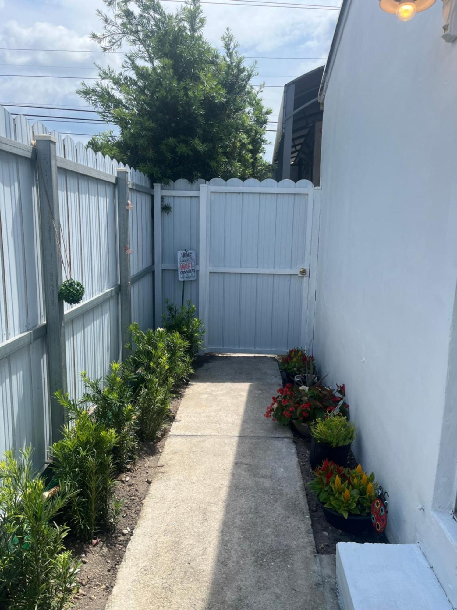 Habitacion Luminosa Y Acogedora. 할리우드 외부 사진