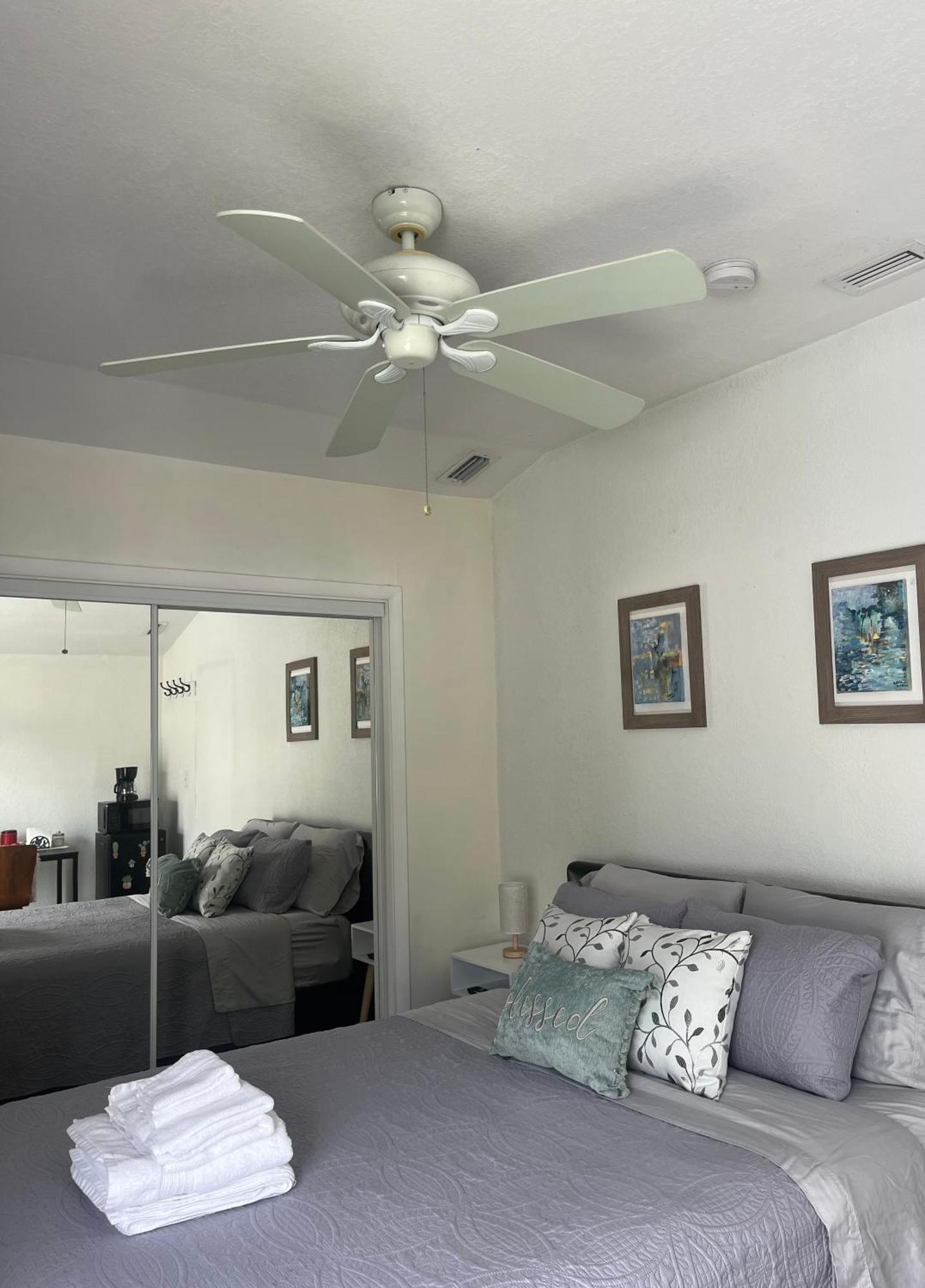Habitacion Luminosa Y Acogedora. 할리우드 외부 사진
