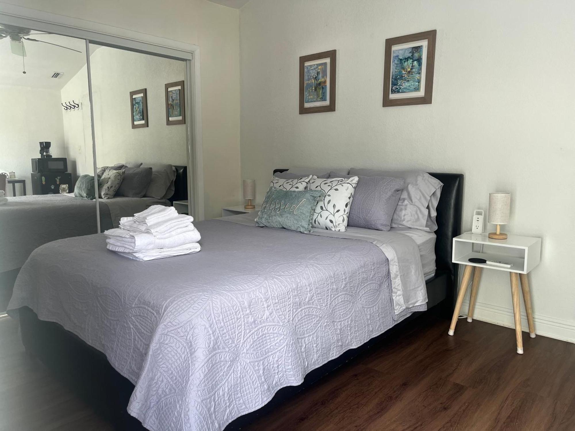 Habitacion Luminosa Y Acogedora. 할리우드 외부 사진